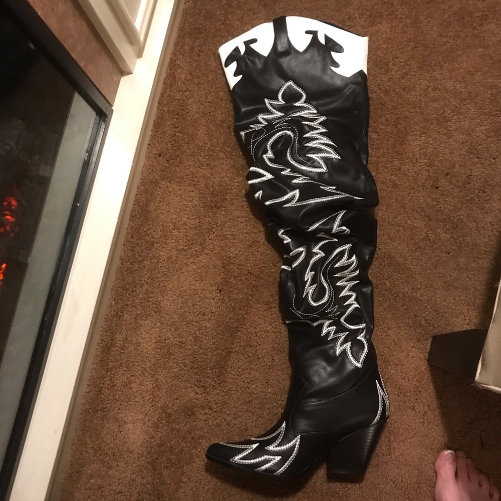 Women's Black & White Embroidered Over-the-Knee Western Boots - Picture 3 of 7